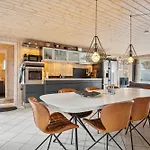 Family-friendly 8-person With Surrounded By Nature Дом отдыха *