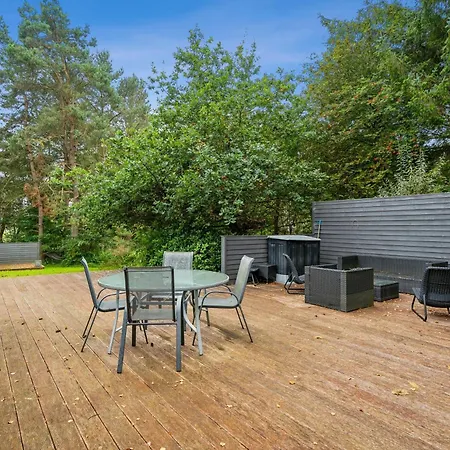 Holiday home Beautiful 8-person House With Bath In A Scenic Area