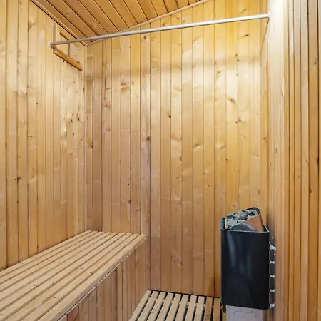 Beautiful 8-person House With Bath In A Scenic Area Holiday home *