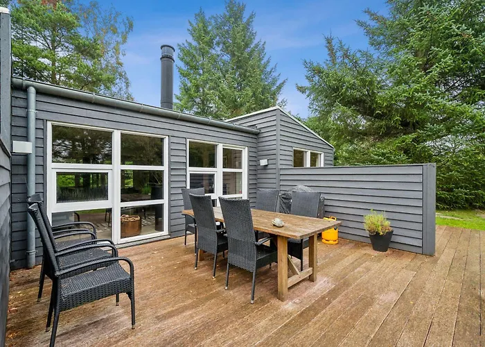 Family-Friendly 8-Person Holiday Home With Spa Surrounded By Nature Semesterbostad Ebeltoft