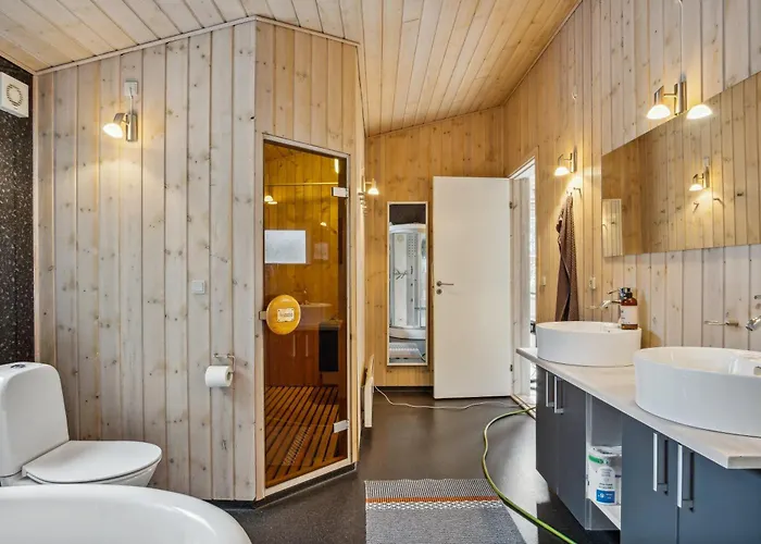 Family-Friendly 8-Person Holiday Home With Spa Surrounded By Nature *