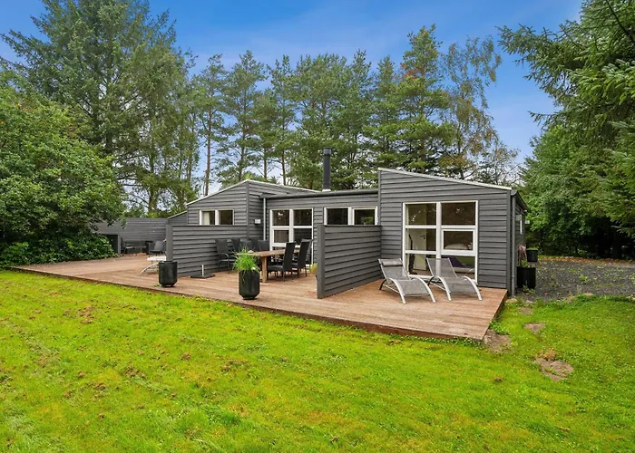 Family-Friendly 8-Person Holiday Home With Spa Surrounded By Nature Semesterbostad Ebeltoft