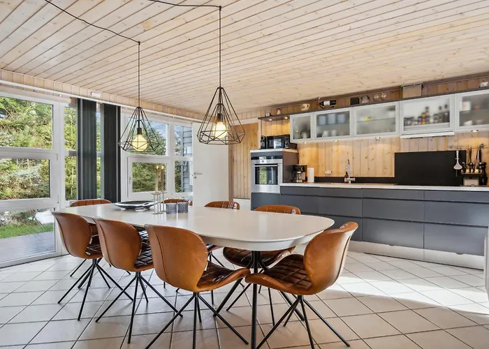 Family-Friendly 8-Person Holiday Home With Spa Surrounded By Nature *