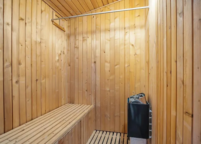 Family-Friendly 8-Person Holiday Home With Spa Surrounded By Nature Semesterbostad *